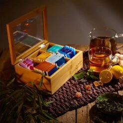 Teebox 6 Fächer 90 Teebeutel Kunststoff-Sichtfenster Bambus -Bestes Haushaltsgeräte Geschäft 10038069 yy 0003 logo