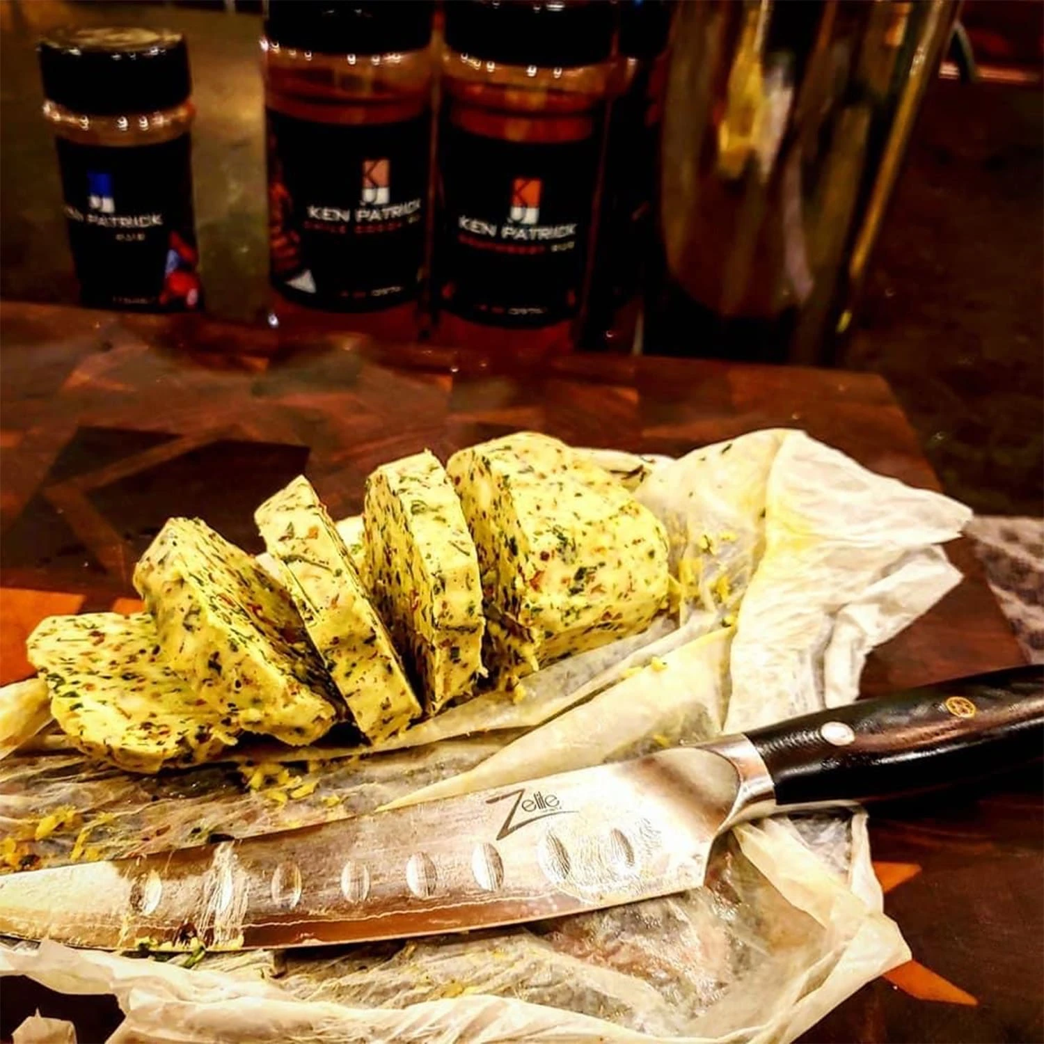 Alpha-Royal Japanese Serie 6" Ausbeinmesser Japanischer AUS10 Damaszener-Stahl 5 Alpha-Royal Japanese Serie 6" Ausbeinmesser Japanischer AUS10 Damaszener-Stahl – Bild 5